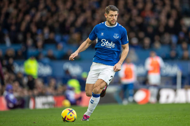 例如前意大 例如前意大