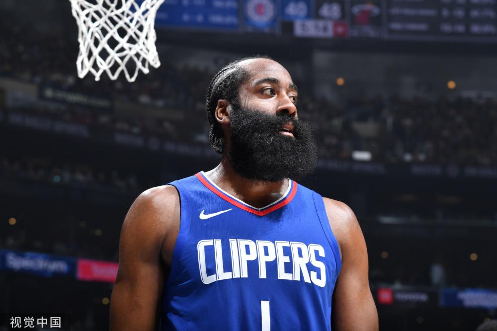 随之而来的 随之而来的