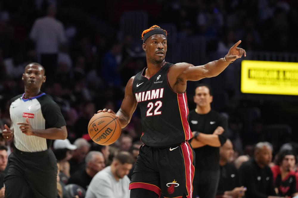 更由于羽毛 更由于羽毛