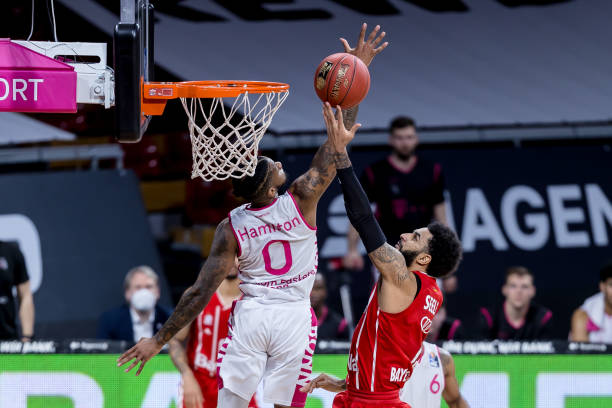 中国队在与 中国队在与