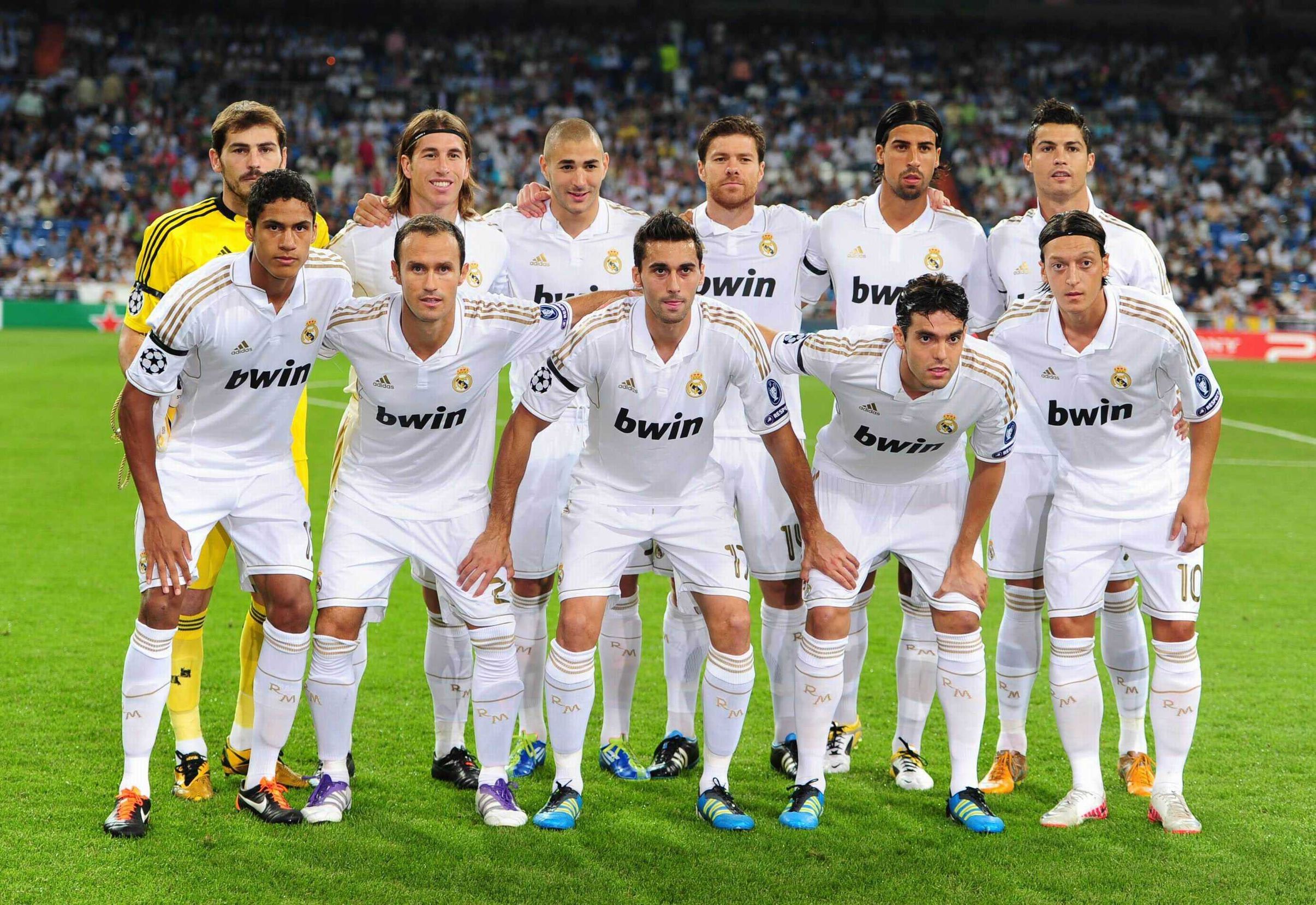 面一直以严 面一直以严